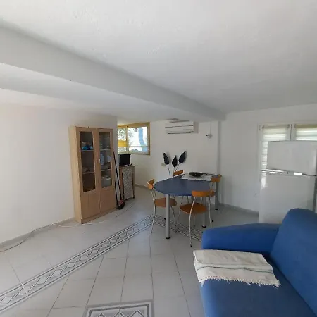 Casa Giusi * 因佩里亚
