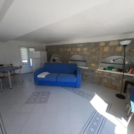 Casa Giusi 因佩里亚